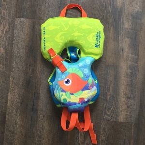 Stearns less than 30 lb infant Puddle Jumper